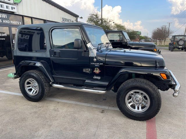 Used 1999 Jeep Wrangler Sahara image 3
