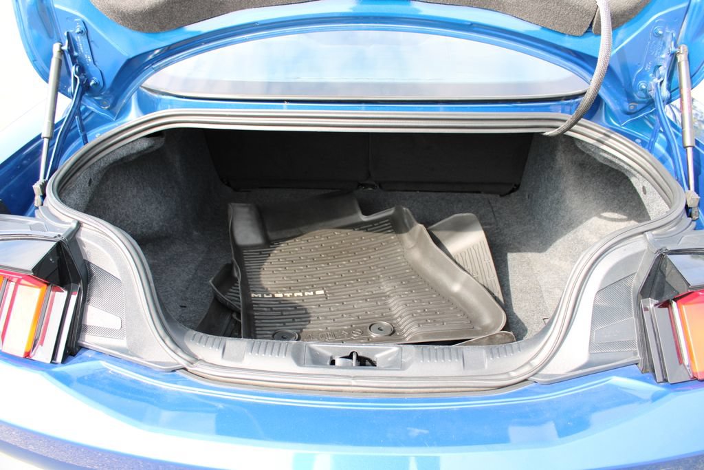 Used 2024 Ford Mustang Coupe RWD image 9