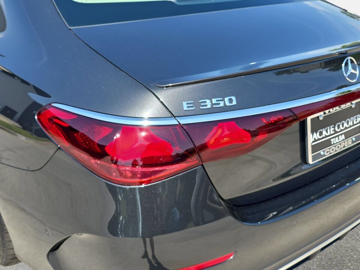 New 2026 Mercedes-Benz E 350 4MATIC Sedan image 32