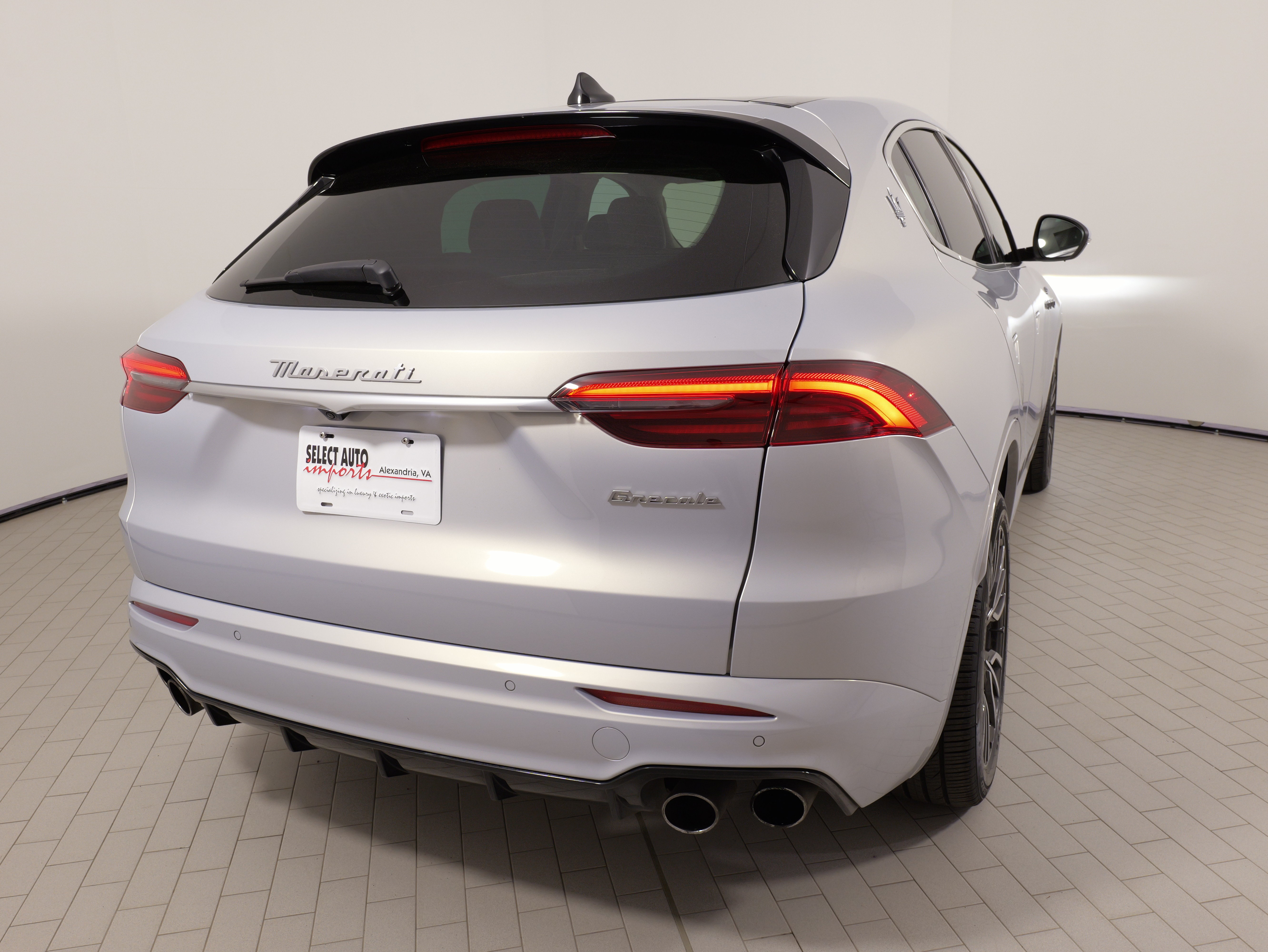 Used 2023 Maserati Grecale GT AWD/4WD image 11