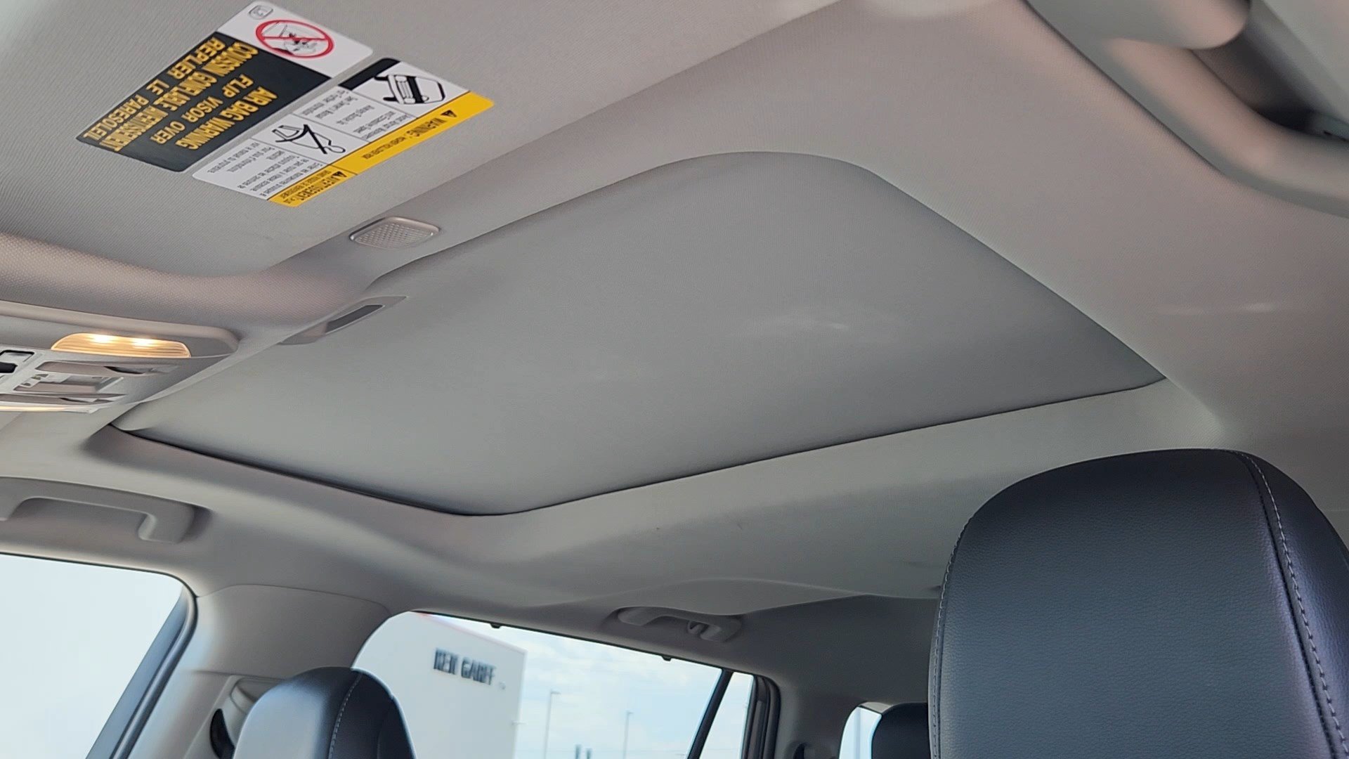 Used 2025 Toyota Highlander Limited AWD/4WD image 10