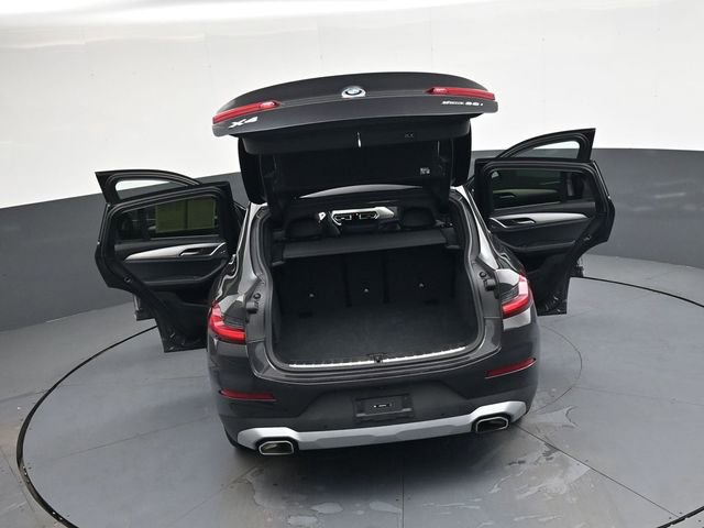 Used 2025 BMW X4 xDrive30i AWD/4WD image 47