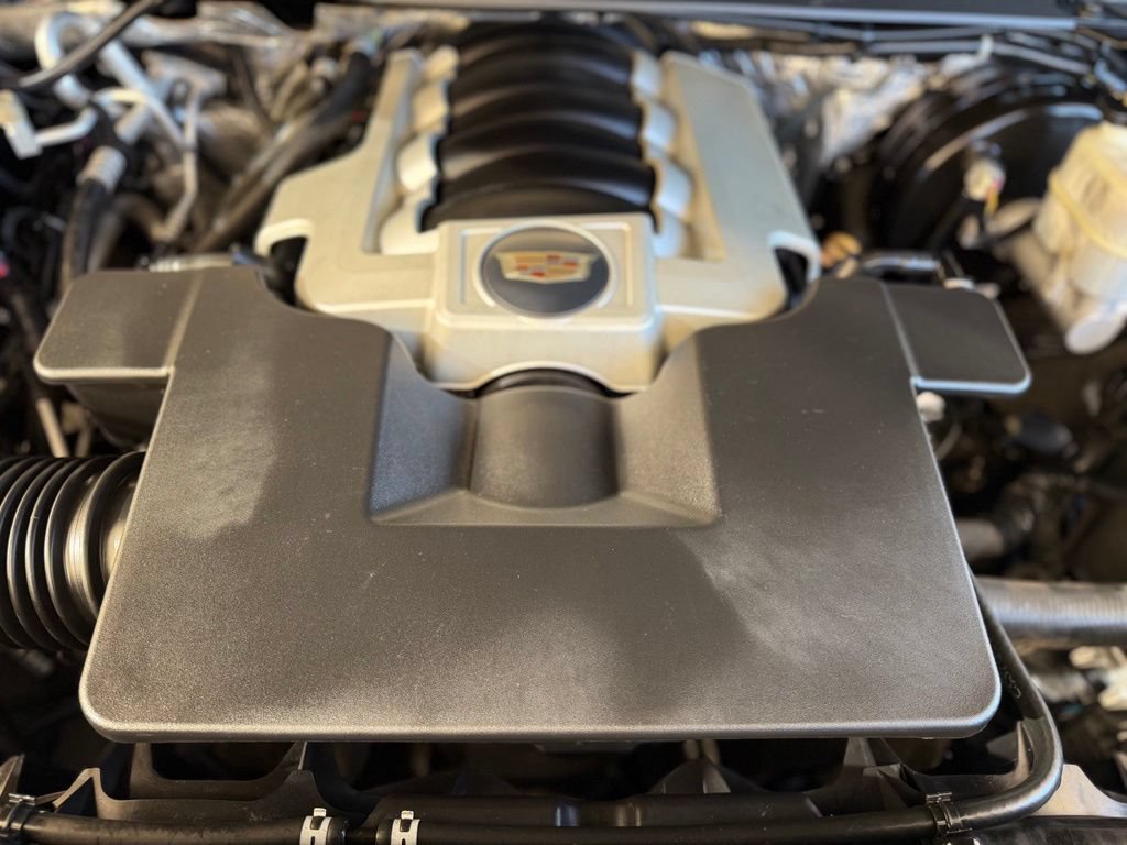 Used 2018 Cadillac Escalade Platinum AWD/4WD image 48