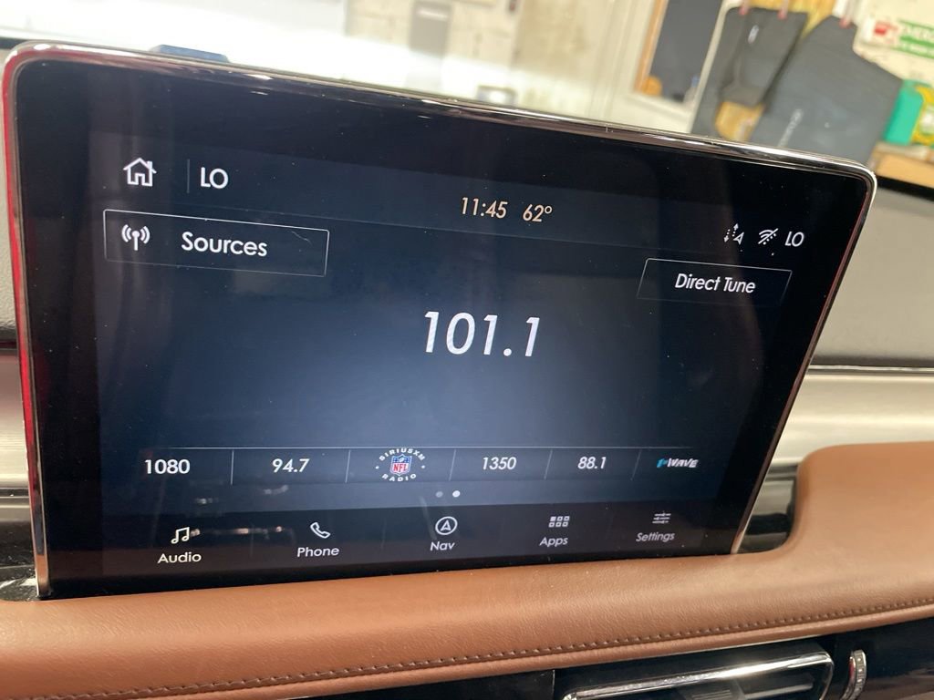 Used 2020 Lincoln Aviator Reserve w/ Equipment Group 201A AWD/4WD image 16