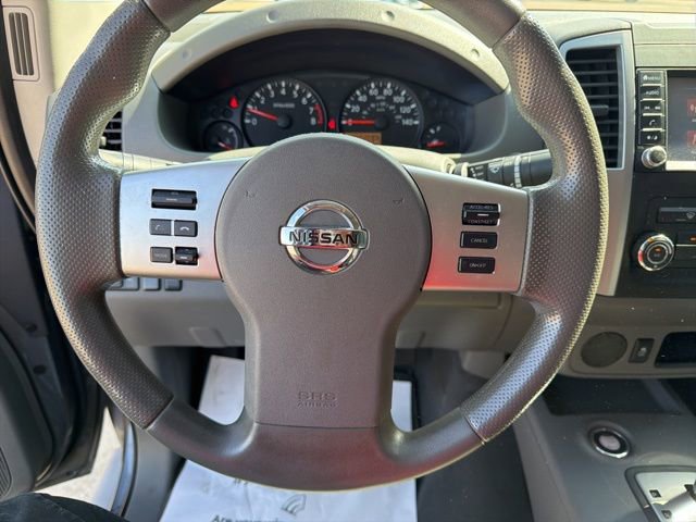 Used 2020 Nissan Frontier SV w/ SV Utility Package image 12