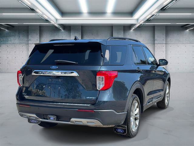Used 2023 Ford Explorer XLT w/ Equipment Group 202A AWD/4WD image 3