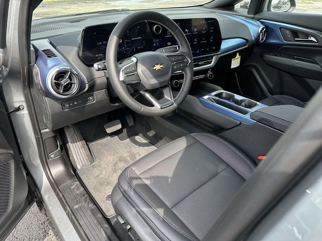 New 2025 Chevrolet Equinox EV LT image 10