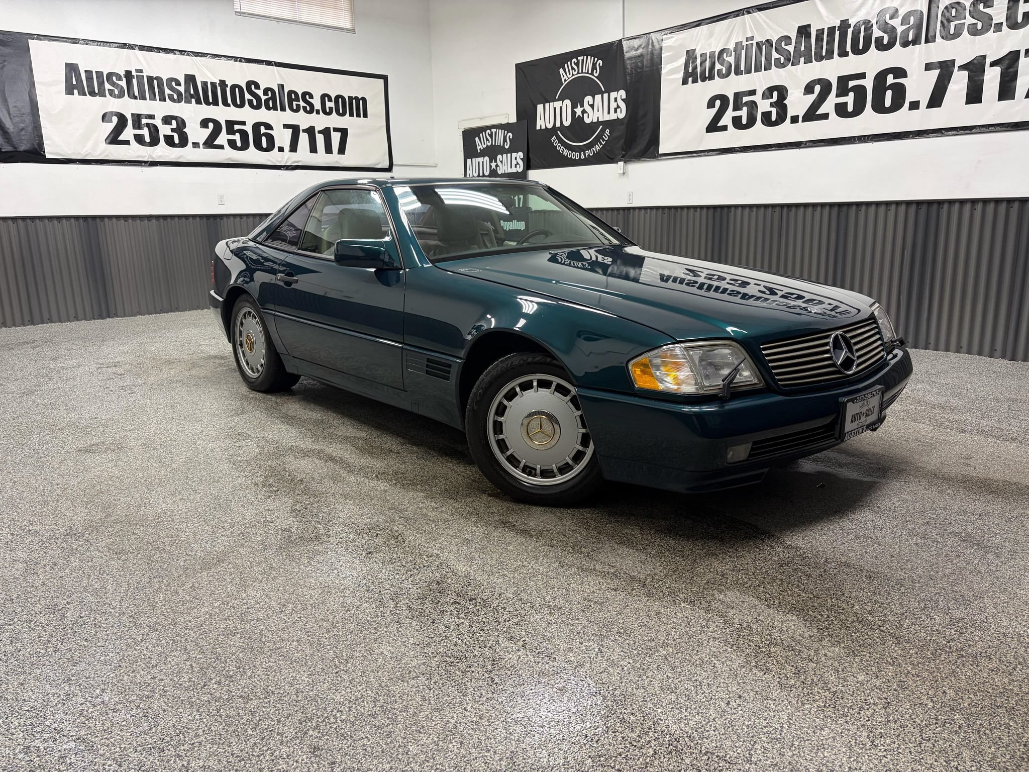 Used 1995 Mercedes-Benz SL 320 image 1