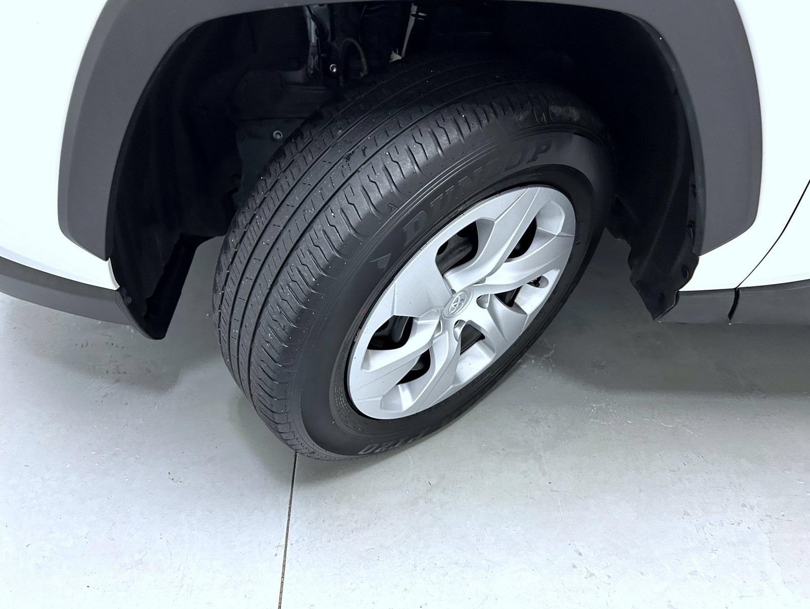 Used 2025 Toyota RAV4 LE AWD/4WD image 23