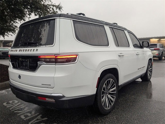 Used 2022 Jeep Grand Wagoneer Series III w/ Rear Seat Video Group 1 image 3