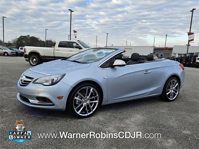 Used 2017 Buick Cascada Premium image 3