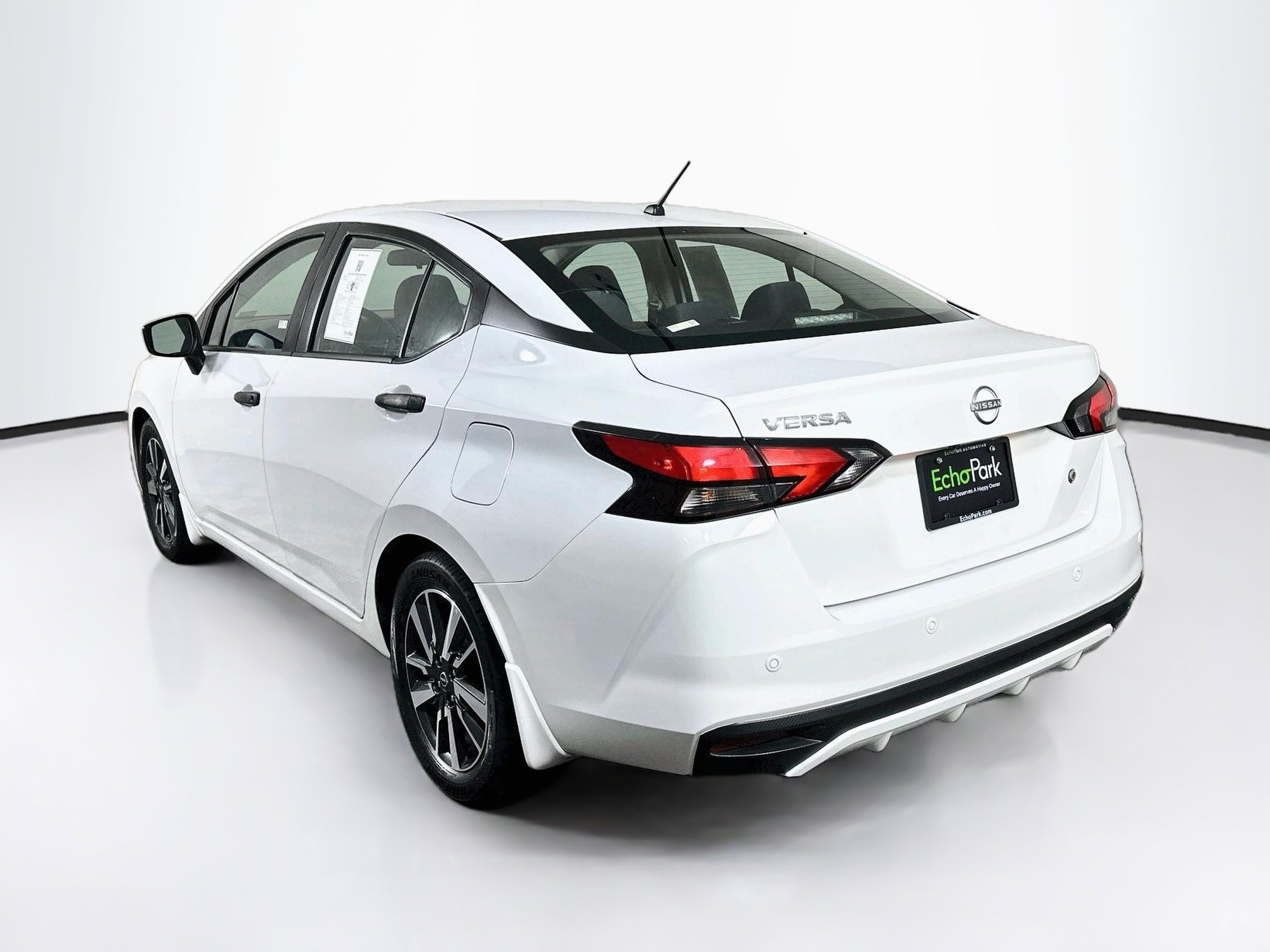 Used 2024 Nissan Versa S w/ S Plus Package FWD image 5