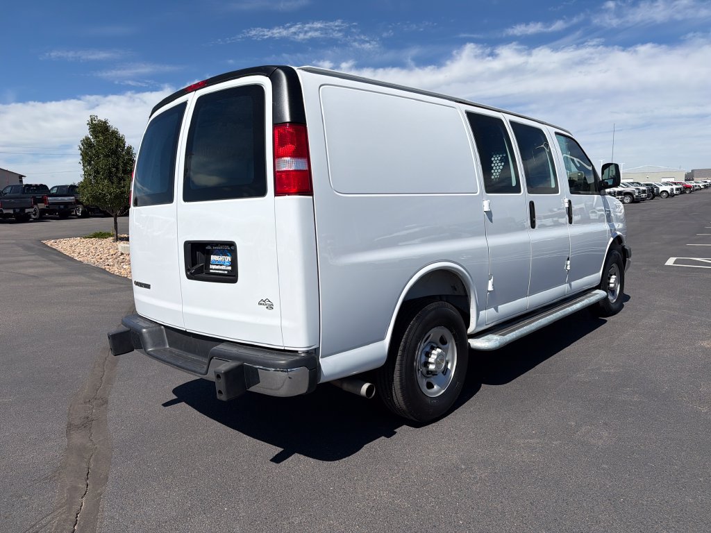 Used 2025 Chevrolet Express 2500 w/ Driver Convenience Package RWD image 3