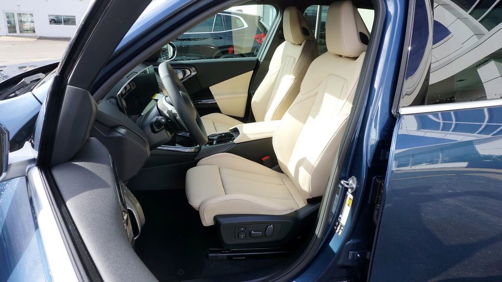 New 2026 BMW X3 xDrive30 w/ Premium Package image 8