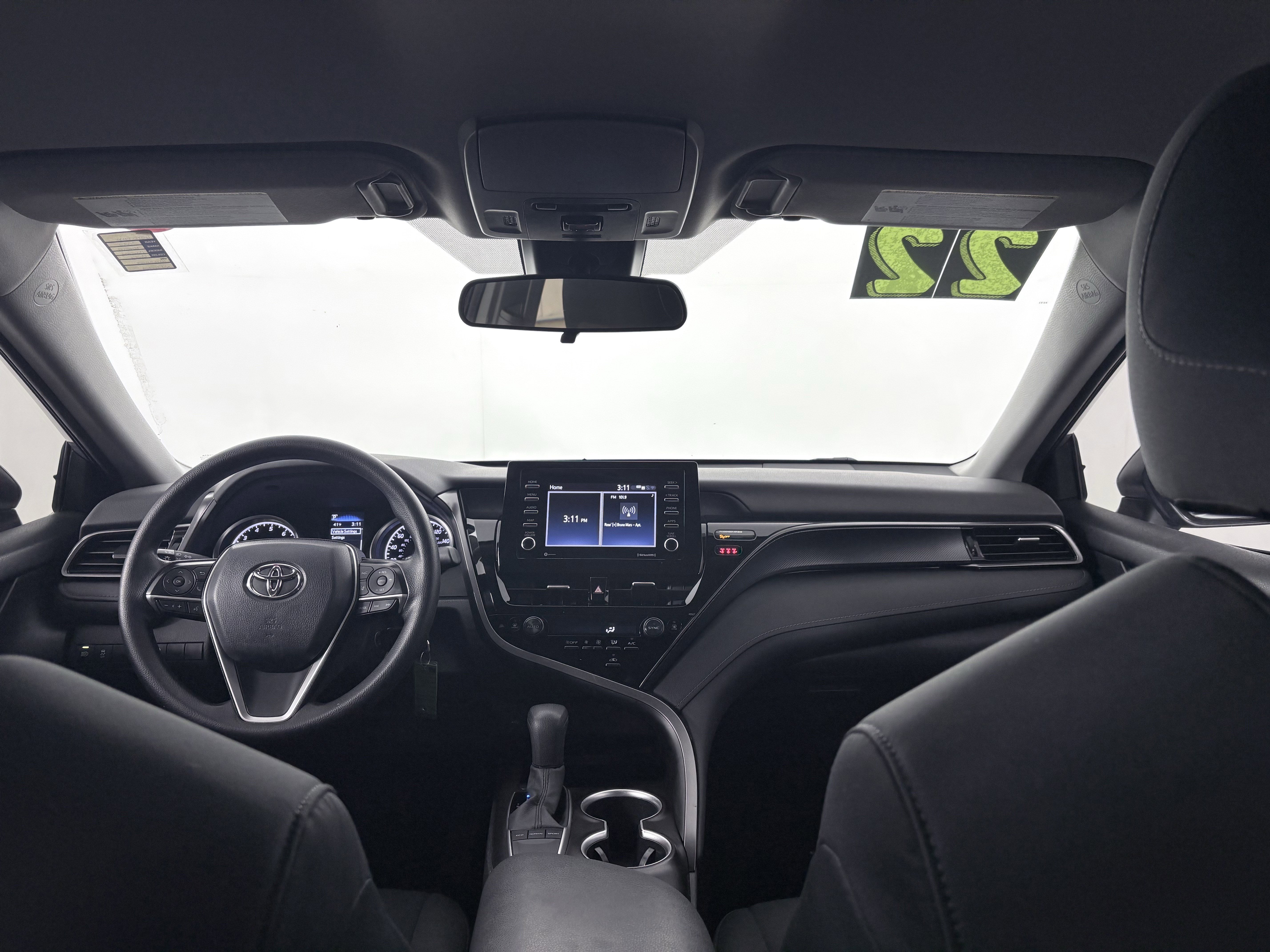 Used 2022 Toyota Camry LE image 30