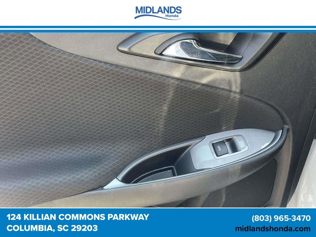 Used 2024 Chevrolet Malibu LT FWD image 13