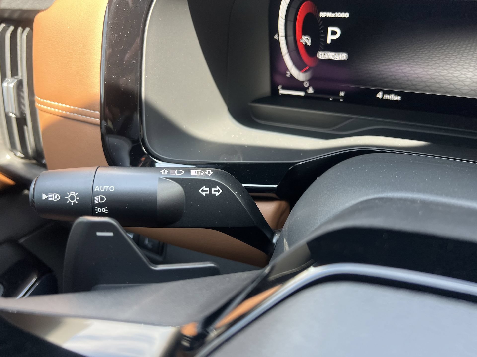 New 2026 Nissan Pathfinder Platinum FWD image 10