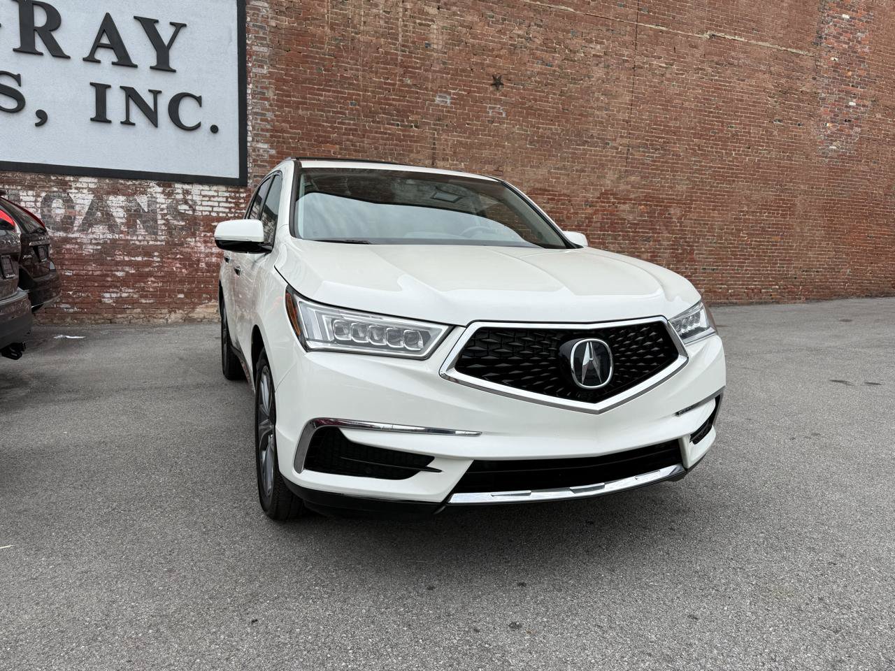 Used 2017 Acura MDX w/ Technology Package AWD/4WD image 2