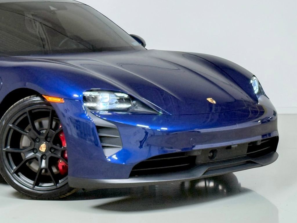 Used 2024 Porsche Taycan GTS w/ Premium Package (P6U) AWD/4WD image 33