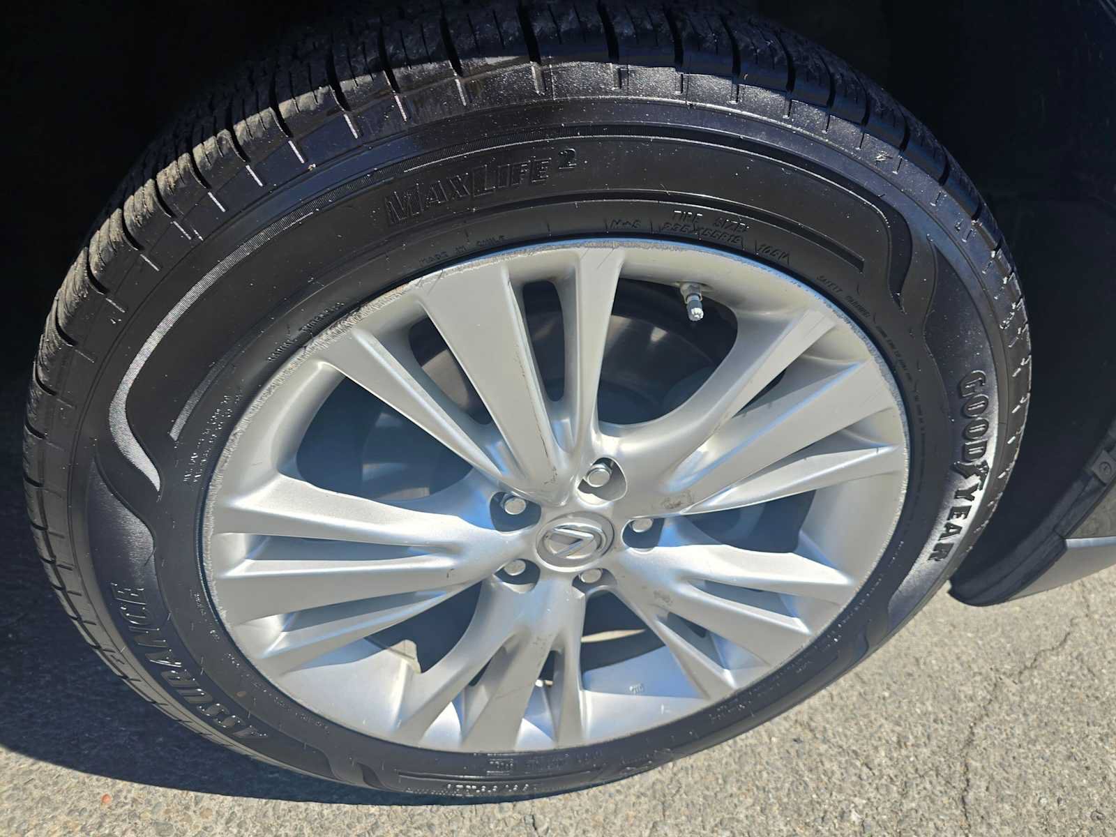 Used 2012 Lexus RX 450h AWD w/ Premium Pkg image 9
