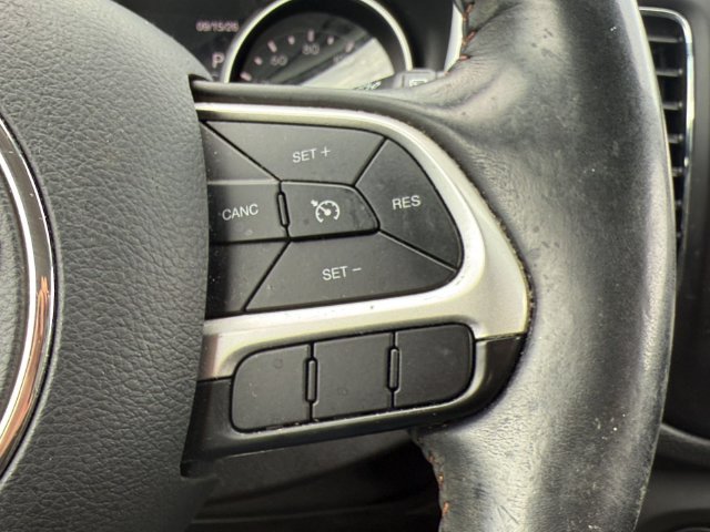 Used 2019 Jeep Compass Latitude w/ Popular Equipment Group FWD image 25