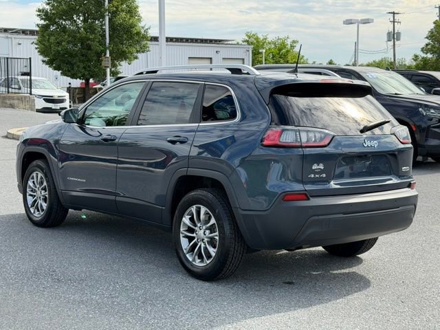 Used 2019 Jeep Cherokee Latitude Plus w/ Cold Weather Group AWD/4WD image 11