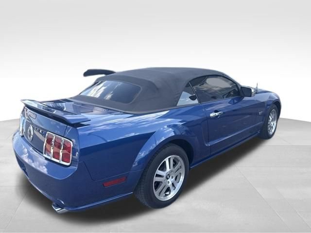 Used 2006 Ford Mustang GT RWD image 4
