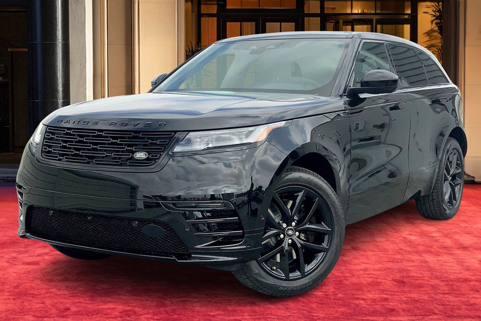 New 2026 Land Rover Range Rover Velar Dynamic SE image 1