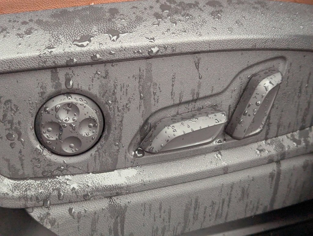 Used 2022 Audi Q5 e Prestige w/ Prestige Package image 30