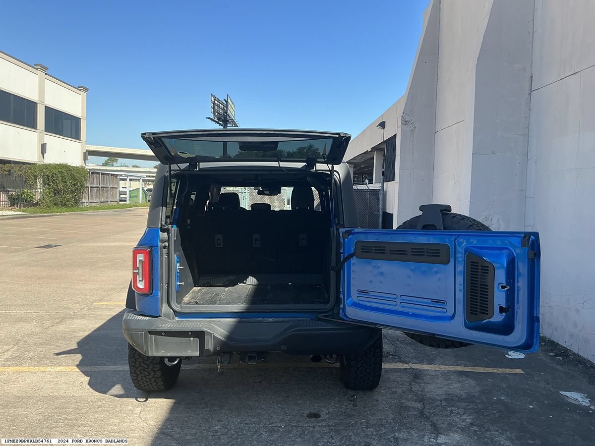 Used 2024 Ford Bronco Badlands AWD/4WD image 10