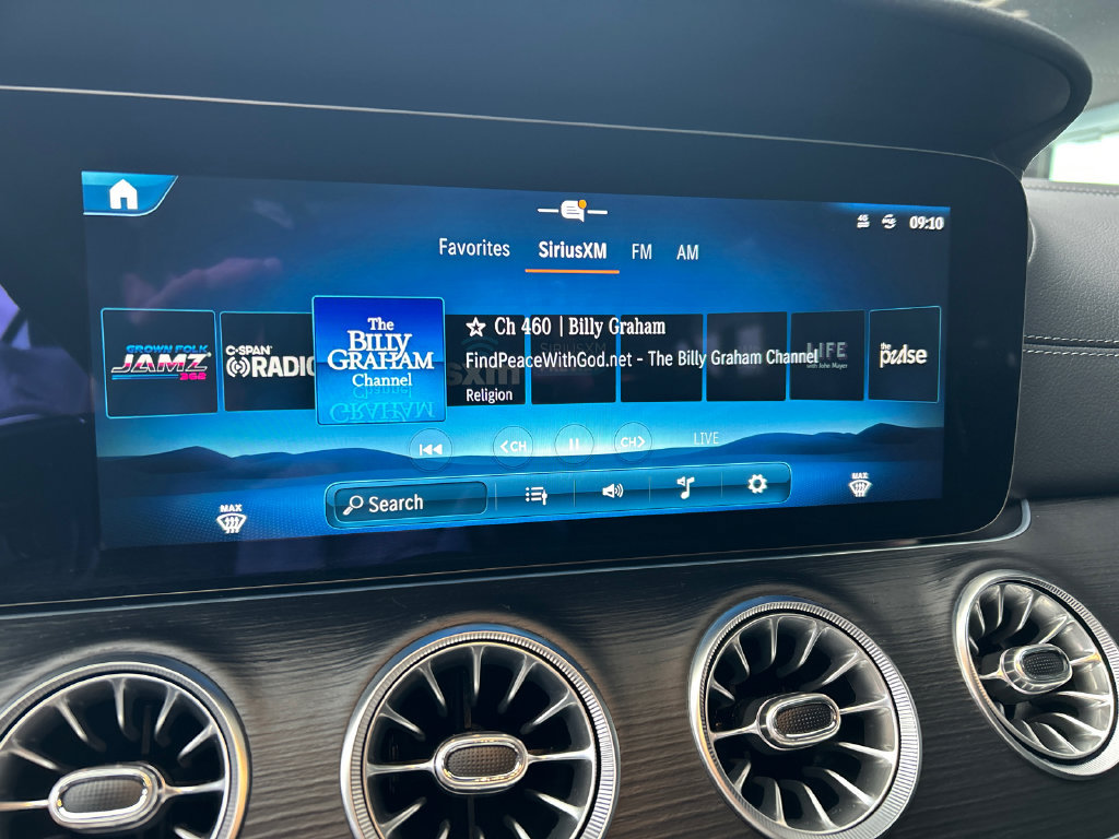 Used 2024 Mercedes-Benz AMG GT 63 image 19
