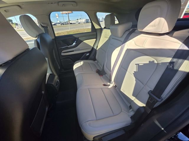 New 2026 Lincoln Corsair Reserve image 7