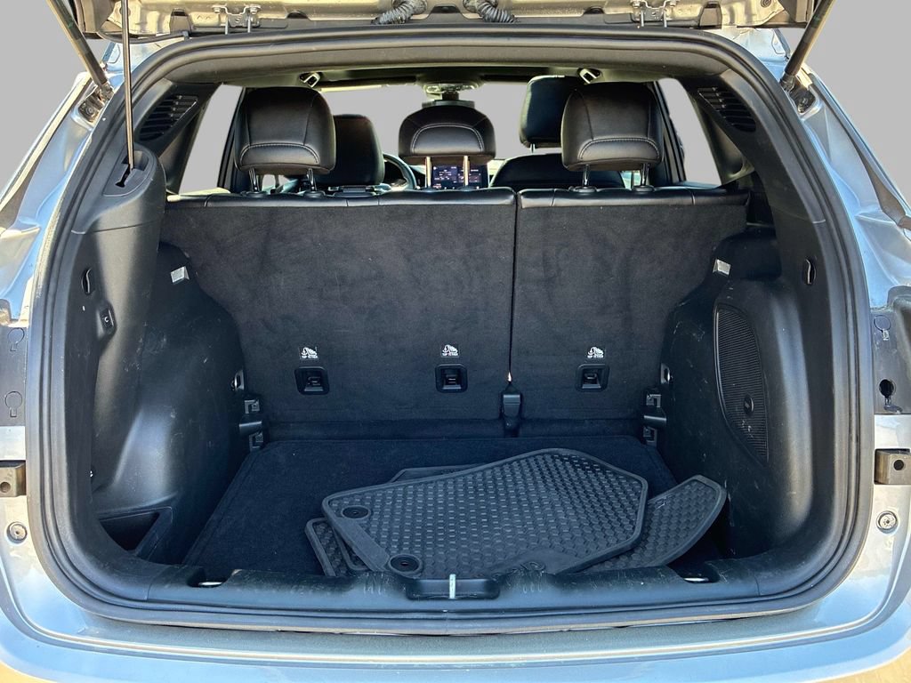 Certified 2022 Jeep Compass Latitude w/ Sun and Sound Group AWD/4WD image 13