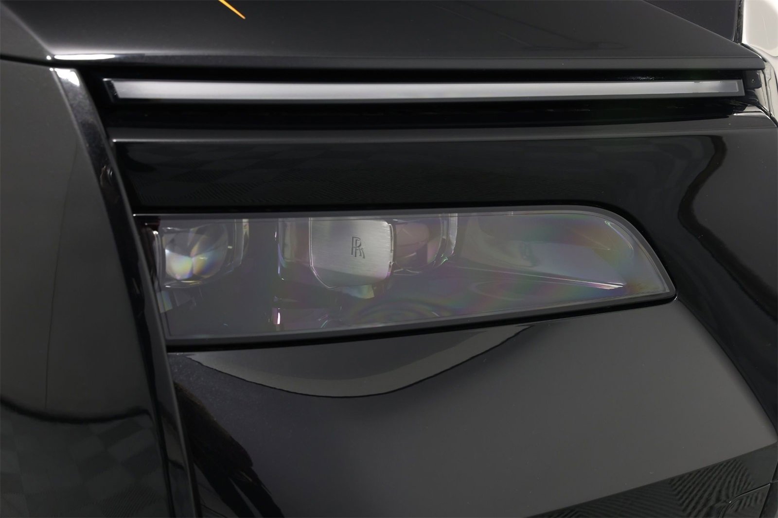 New 2025 Rolls-Royce Spectre w/ Spectre Launch Package image 28