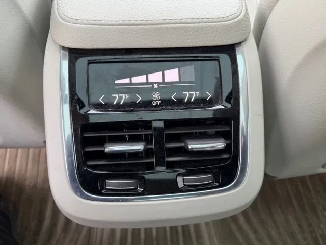 Used 2016 Volvo XC90 T6 Momentum w/ Protection Package Plus image 30