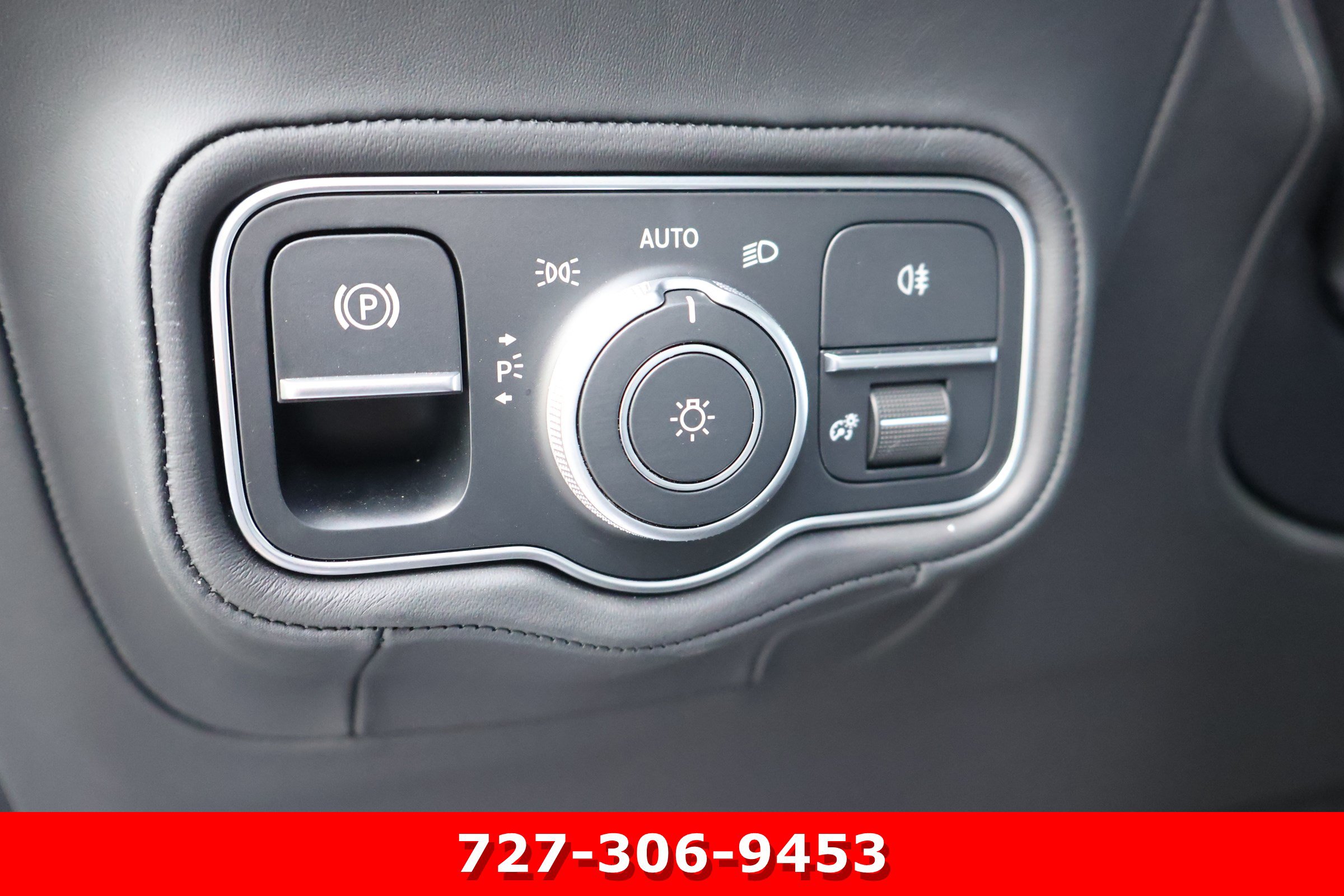 Certified 2025 Mercedes-Benz G 580 w/ EQ Technology image 27