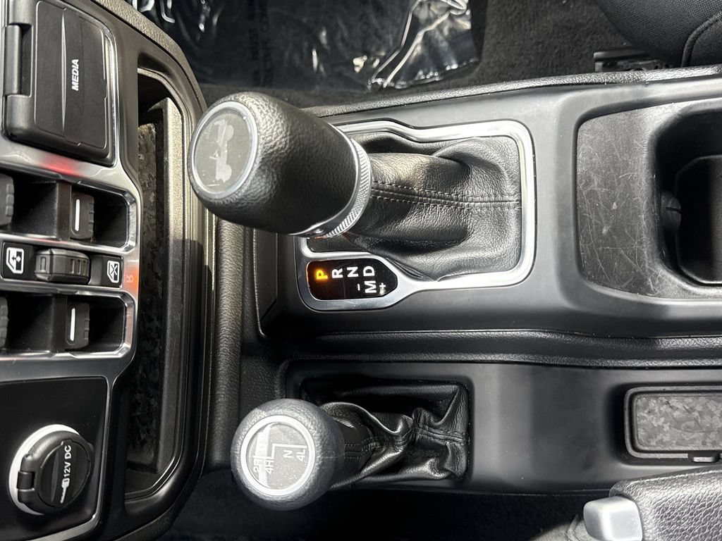 Used 2022 Jeep Wrangler Unlimited Sport AWD/4WD image 20