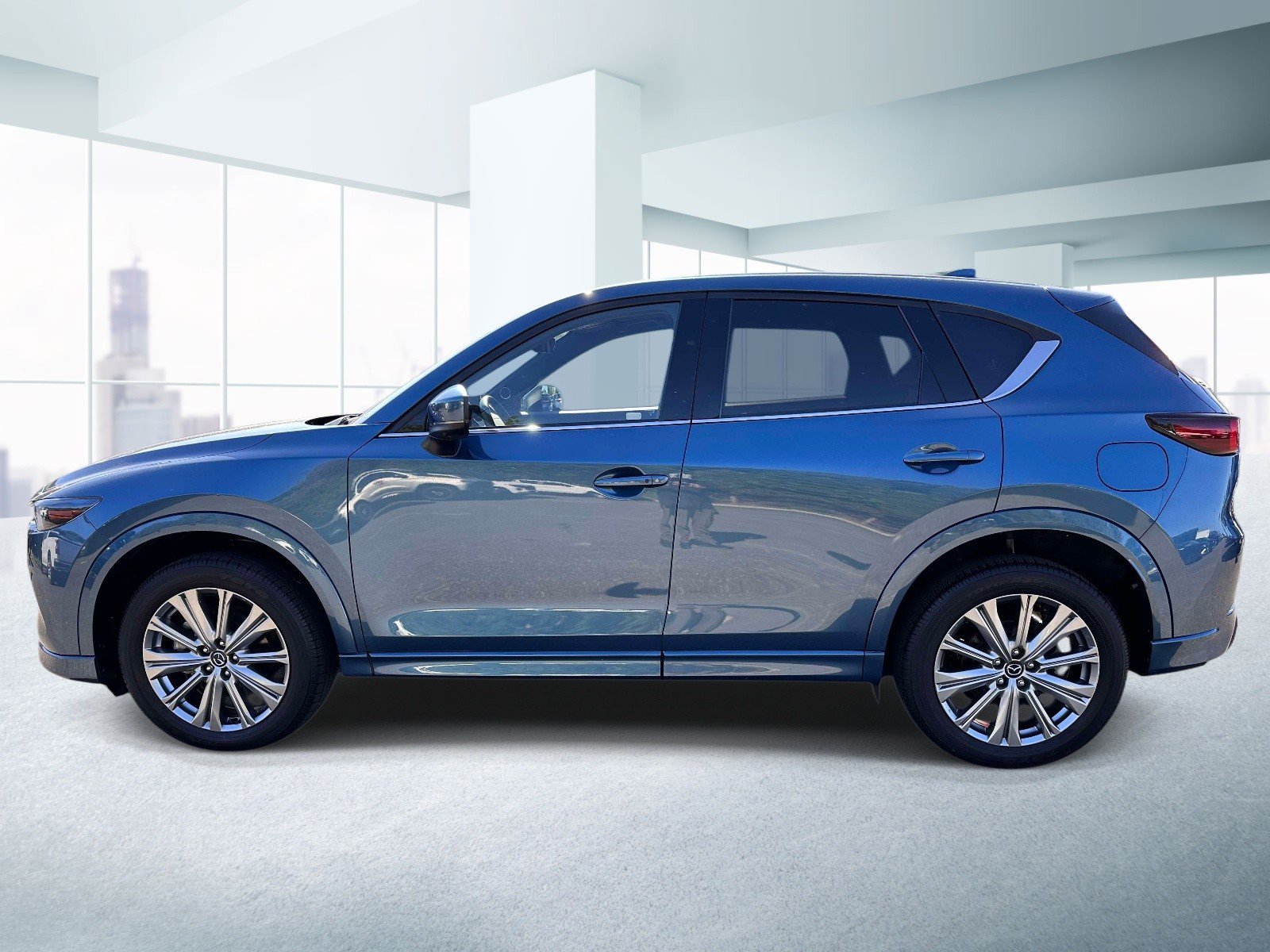 Used 2023 MAZDA CX-5 Signature AWD/4WD image 2