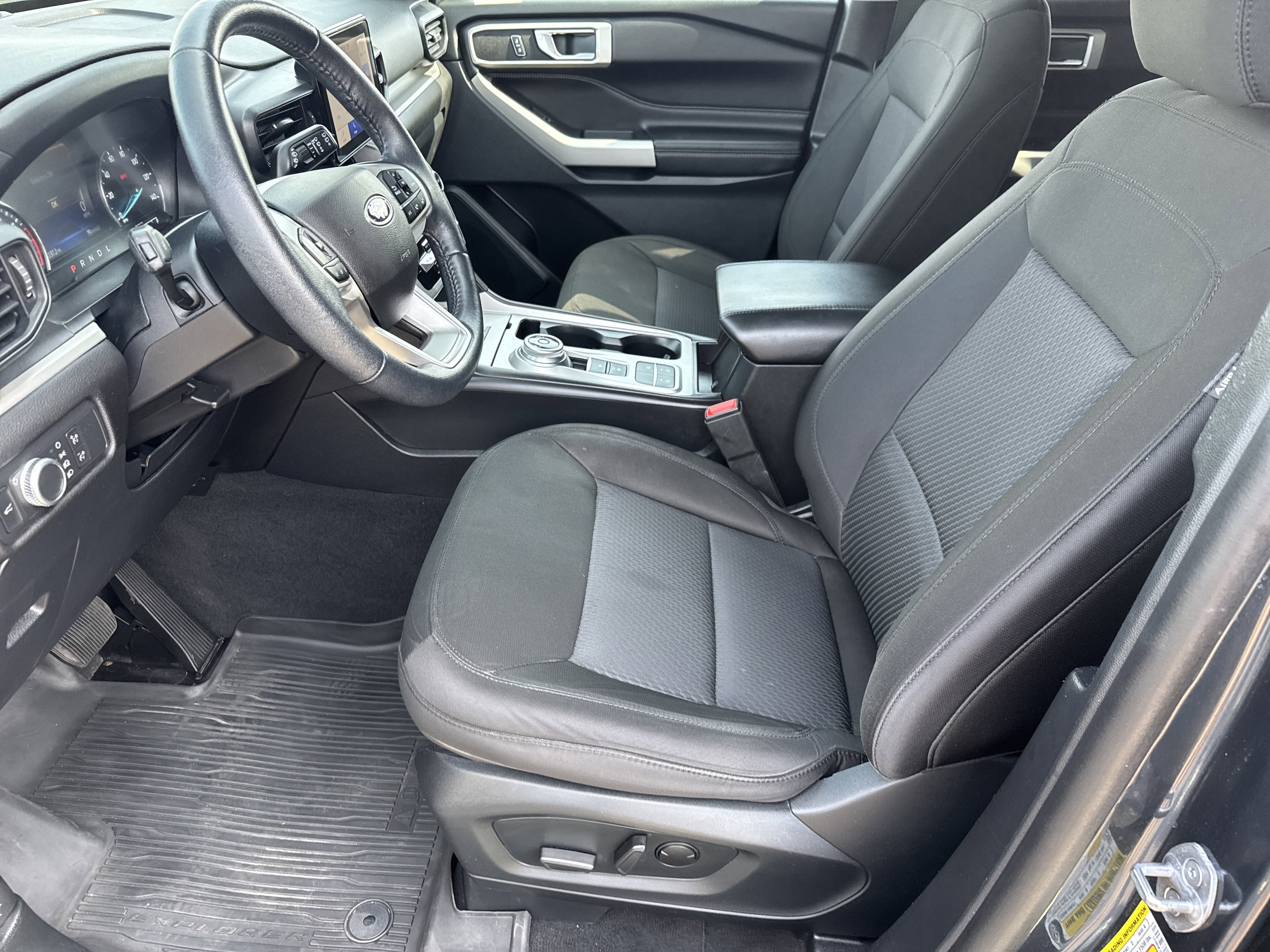 Used 2022 Ford Explorer XLT RWD image 10