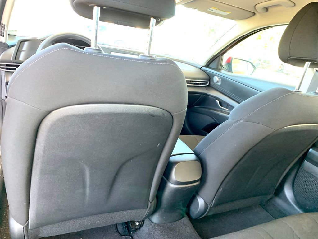 Used 2021 Hyundai Elantra SEL w/ Cargo Package FWD image 15
