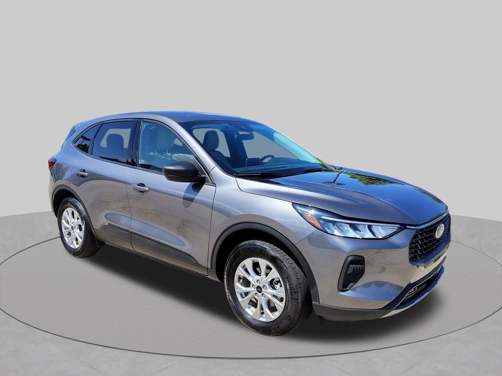 Used 2025 Ford Escape Active AWD/4WD image 3