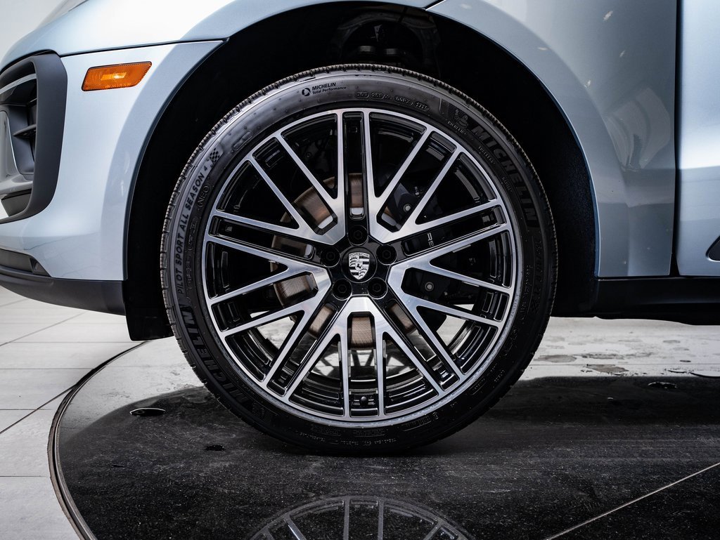 New 2026 Porsche Macan Turbo image 12