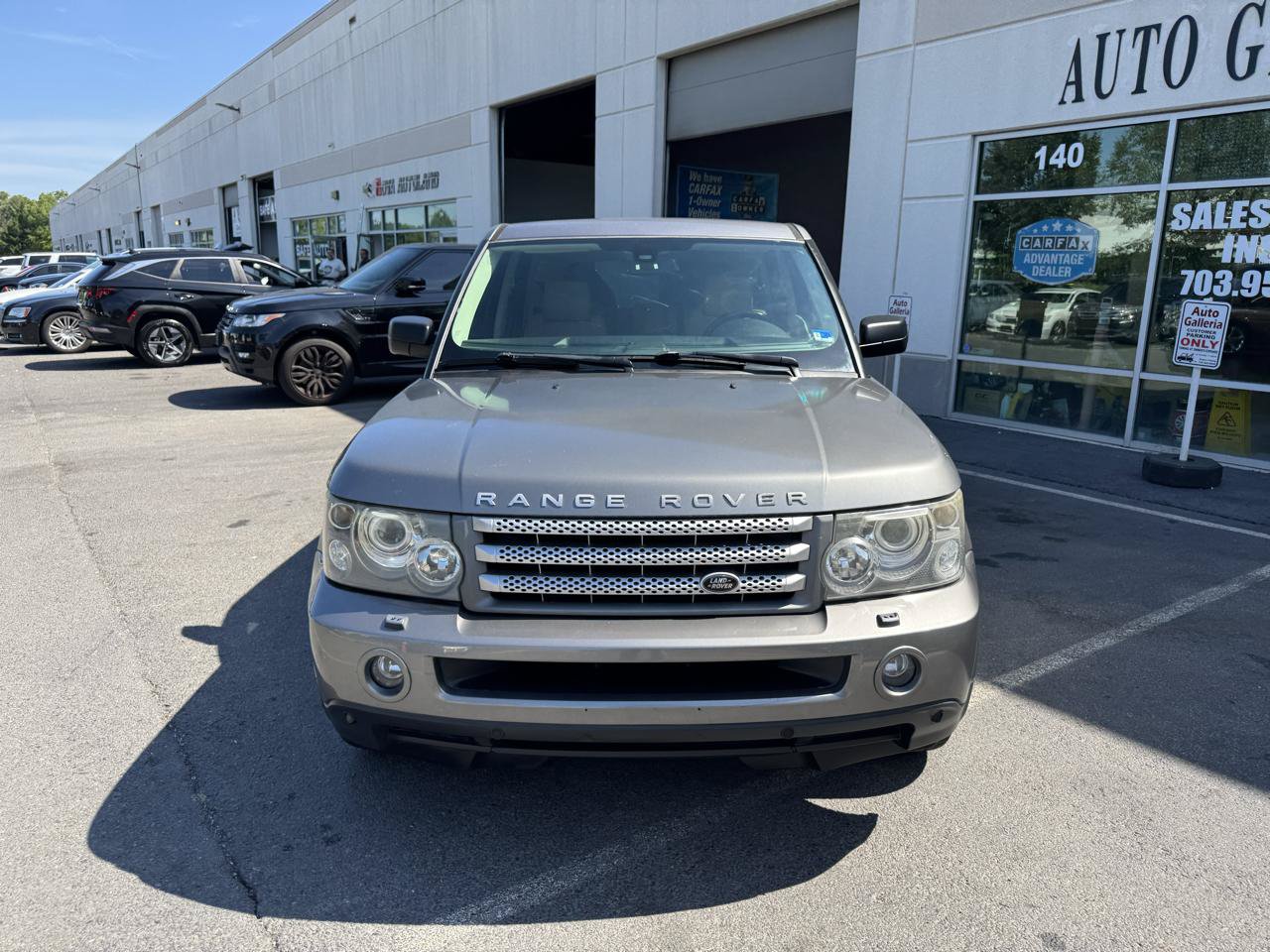 Used 2008 Land Rover Range Rover Sport Supercharged AWD/4WD image 2