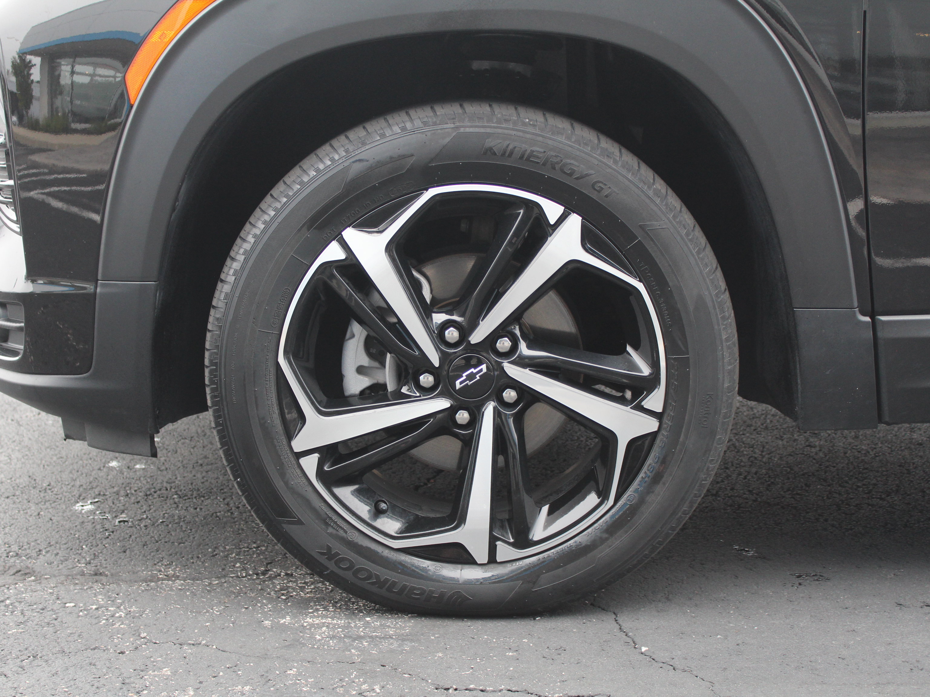 Certified 2022 Chevrolet TrailBlazer RS w/ Sun and Liftgate Package AWD/4WD image 32