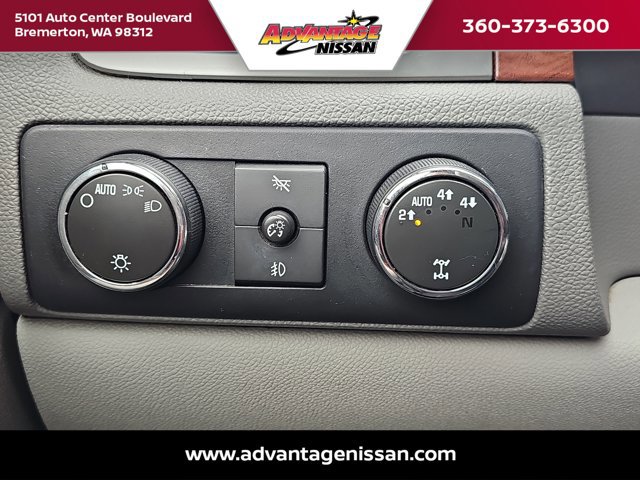 Used 2007 Chevrolet Suburban LT image 16