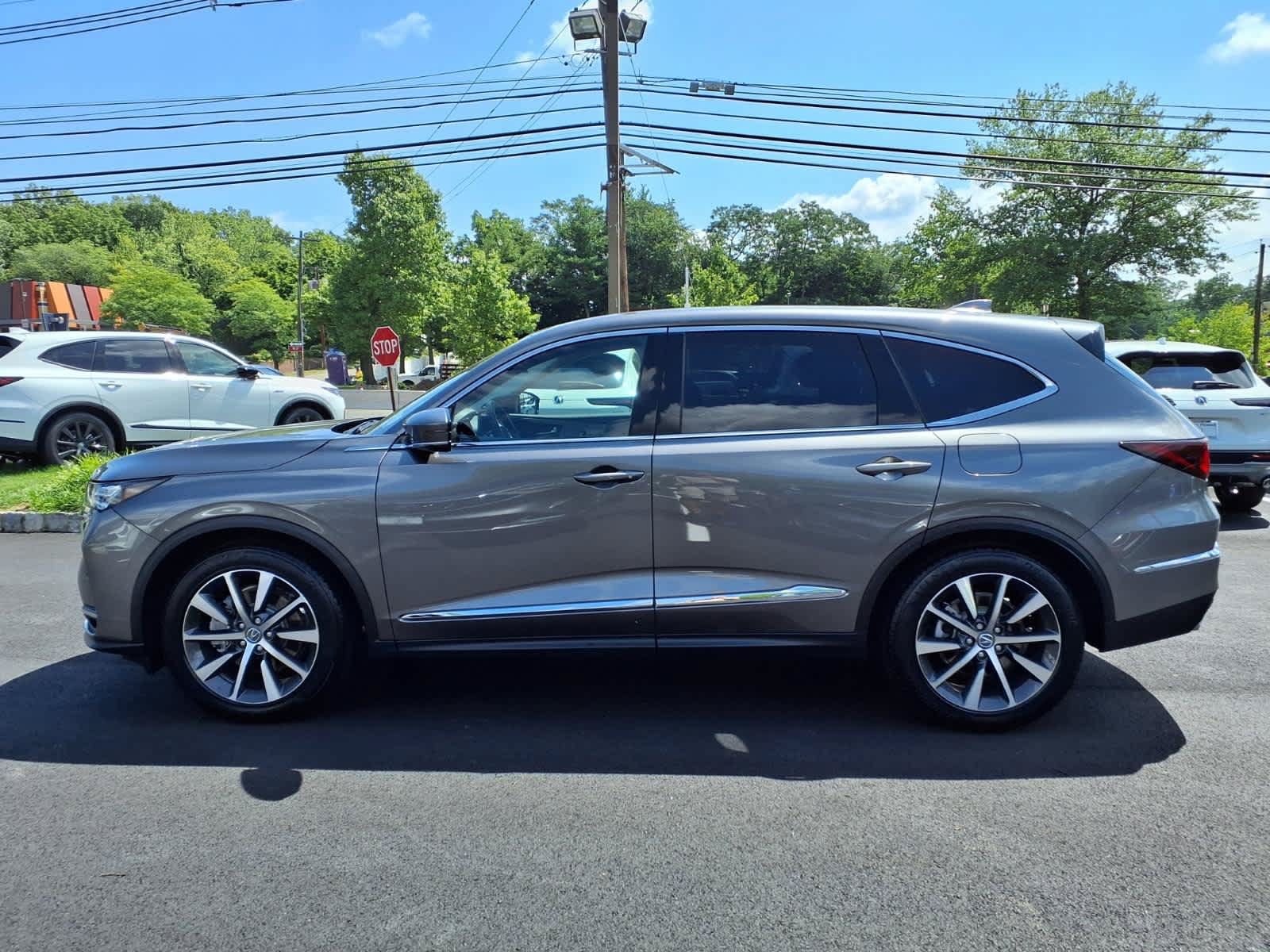 Certified 2026 Acura MDX w/ Technology Package AWD/4WD image 4