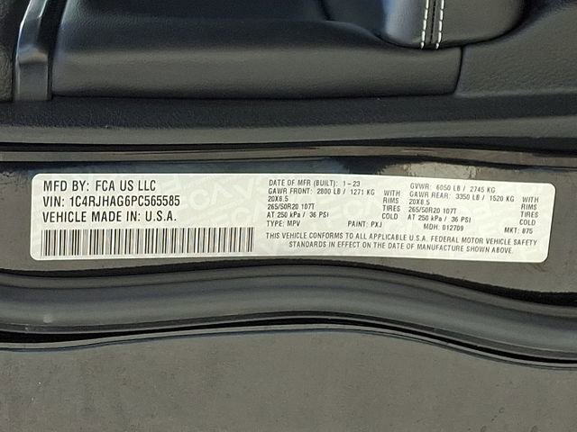 Used 2023 Jeep Grand Cherokee Altitude AWD/4WD image 27