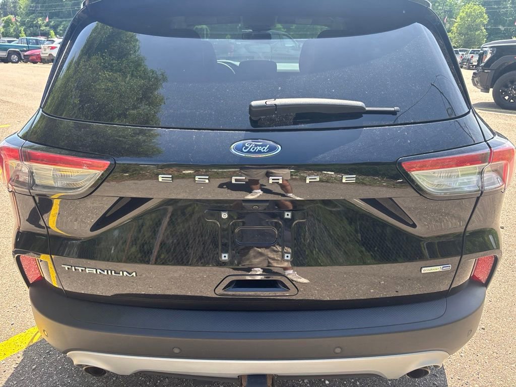 Used 2020 Ford Escape Titanium AWD/4WD image 11