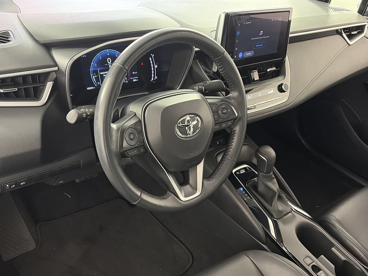 Used 2024 Toyota Corolla XSE FWD image 12