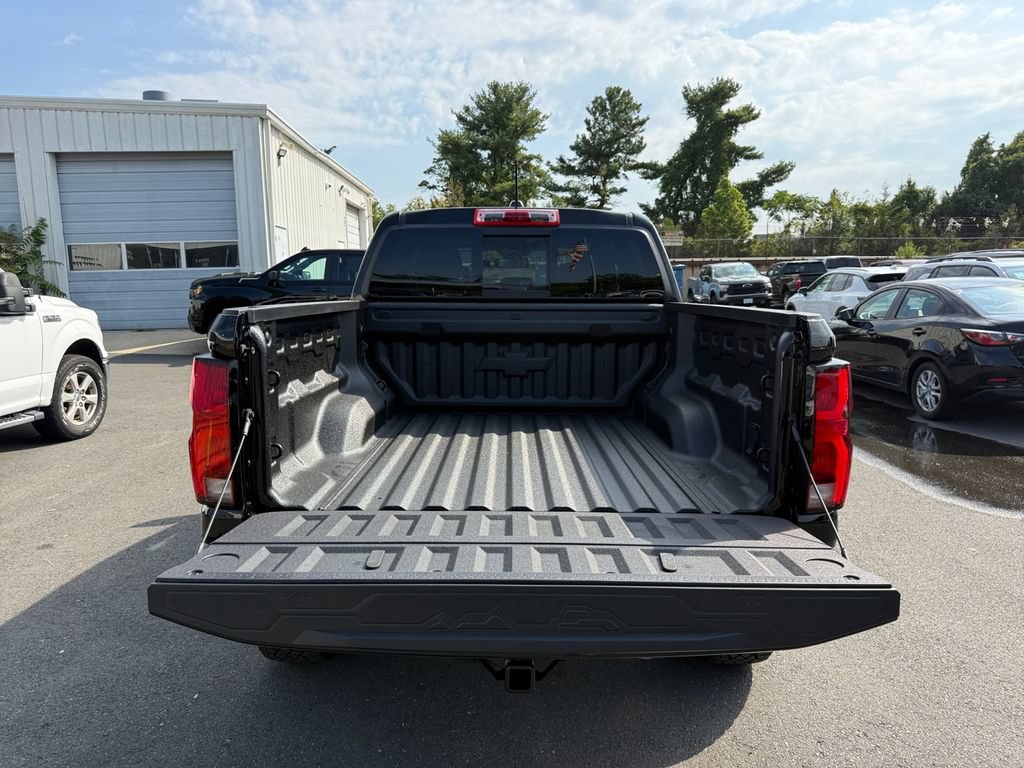 New 2026 Chevrolet Colorado ZR2 w/ Technology Package AWD/4WD image 27